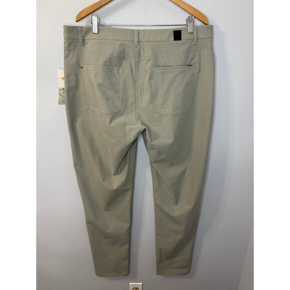 Vuori Men's Meta Pant Athletic Slim Grey Stretch Men's 38 x32 New Preppy - Picture 8 of 12